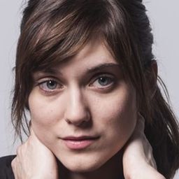 Judit Pecháček 飾演 Lucia