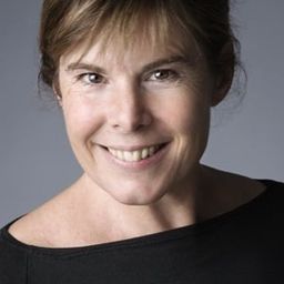 Fina Rius 飾演 Tía de Boi