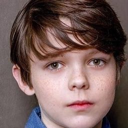 Luke Klein 飾演 Ian Fletcher