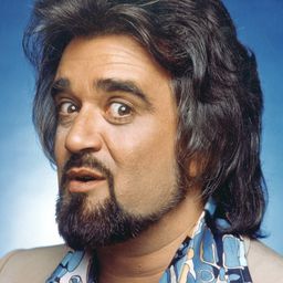 沃夫曼·傑克 飾演 XERB Disc Jockey