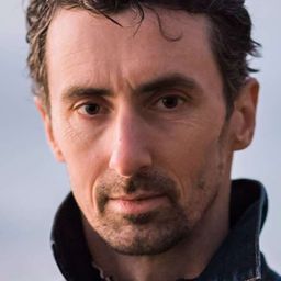 班·法蘭蕭姆 飾演 ER Doctor