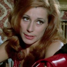 María Vidal - The Vampires' Night Orgy演員 飾演Criada