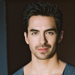 Jesse Pepe - 致命尋親演員 飾演Ivan