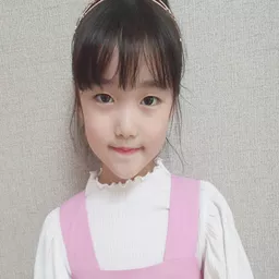 Yoon Byul-ha 飾演 Ji-woo