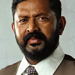 Lal 飾演 Loganathan