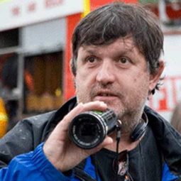 Tony Tilse - A Difficult Woman導演