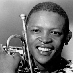 Hugh Masekela 飾演 Self