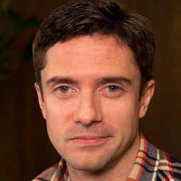 杜柏基斯 飾演 Venom / Eddie Brock