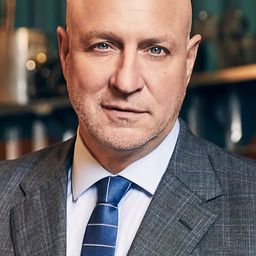 Tom Colicchio 飾演 Self