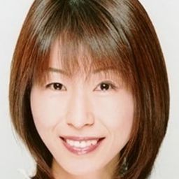 根谷 美智子 飾演 Nancy Makuhari
