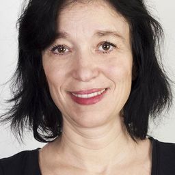 Andrea Edwards 飾演 Wallentin