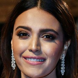 Swara Bhaskar 飾演 Sakshi Soni