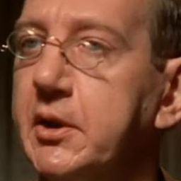 John Heffernan 飾演 Eddie Niles