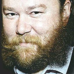 Mihai Constantin 飾演 Ionică