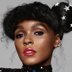 珍奈兒夢妮 飾演 self