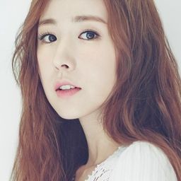 簡美妍 飾演 Bo-ra