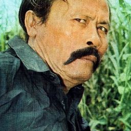 Lor Tok 飾演 Drakula