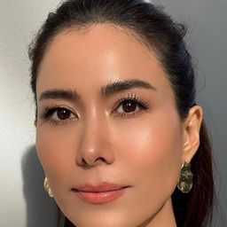 Khemapsorn Sirisukha 飾演 Pran