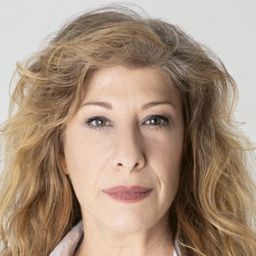 娜塔莉·賽賽尼亞 飾演 Marisol