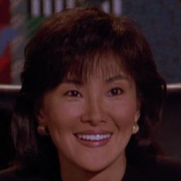 瑪姬·韓 - 末代皇帝溥儀演員 飾演Eastern Jewel