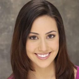 Sophie Payan - 當愛再來的時候演員 飾演Patronne boutique de mode