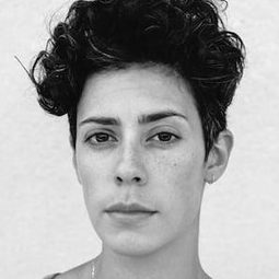 Roberta Colindrez 飾演 Lex Cordova