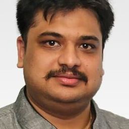 Anshul Singhal 飾演 Villager