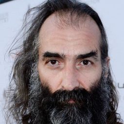 Warren Ellis - 瑪莉安菲絲佛：破碎重生演員 飾演Self