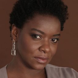 Olivia Araújo - 特戰警隊演員 飾演Karla