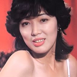 Megumi Aoi 飾演 Mami