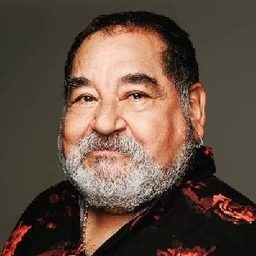 Ramón García 飾演 Chato