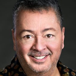 Normand Brathwaite 飾演 Joseph