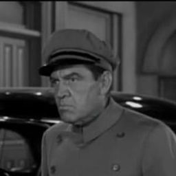 Max Wagner - Gridiron Flash演員 飾演Convict Football Player