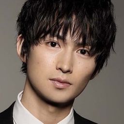 松田 淩 飾演 Hideyasu Jonouchi / Kamen Rider Gridon