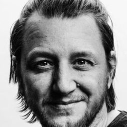 卡爾·慕斯托南 - 不義之財 3演員 飾演