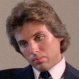 Kieran Canter 飾演 