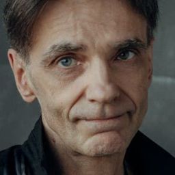 Andrey Bykov 飾演 Nikolay Ivanovich