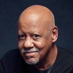 José Ramón Rosario 飾演 Pedro