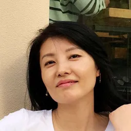 劉蕾 飾演 谢淑林