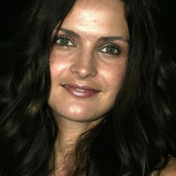 Iva Hasperger 飾演 Carol Brubaker