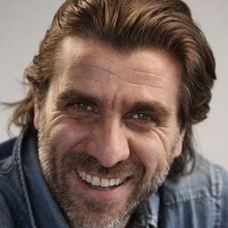 喬瓦尼·卡爾卡諾 飾演 Tano Badalamenti