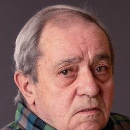 佐里昂·埃奎勒 飾演 Cura