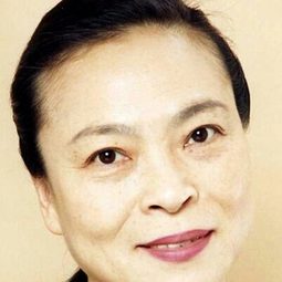 竹口安蕓子 - 茄子 アンダルシアの夏演員 飾演Carmen's Mother (voice)