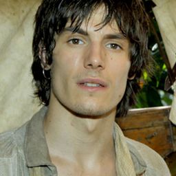 Jérémy Kapone 飾演 Maël