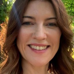 Beata Chruścińska 飾演 Mother shot