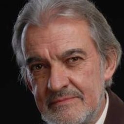 Rodolfo Mederos - The Sidewalks of Saturn演員 飾演Fabián Cortés