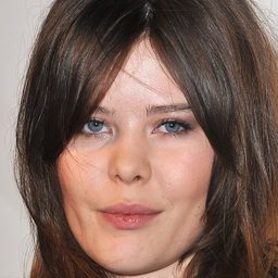 Lou Lesage 飾演 Stéphane