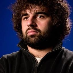 Branko Janković 飾演 