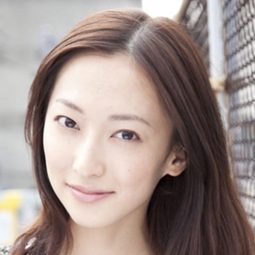 浜田麻希 飾演 Evening Surrounding Girl