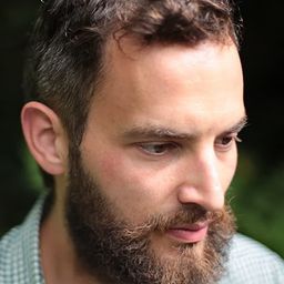 Sandro Kopp - 朱莉婭演員 飾演Marcus